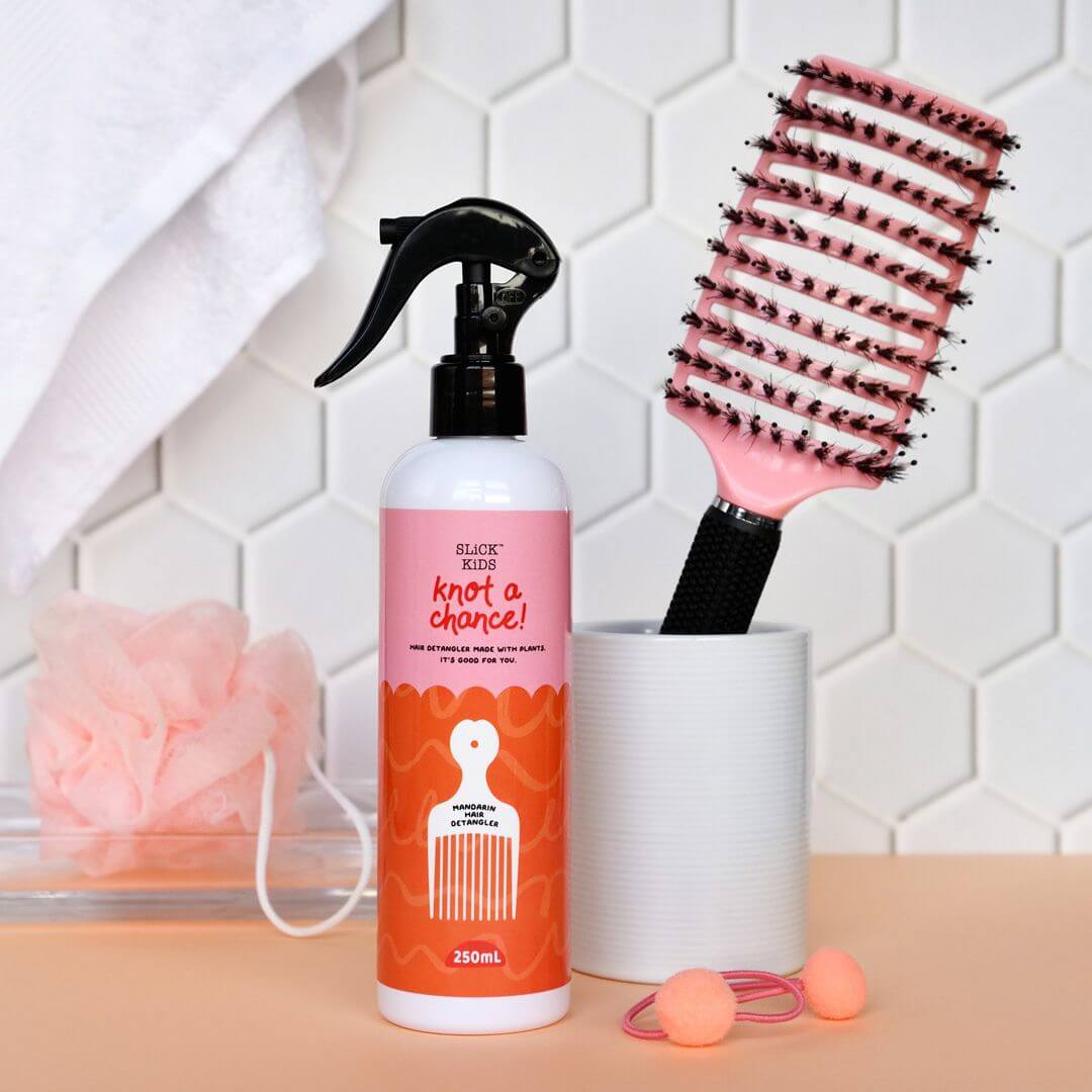 Detangler spray and brush pack by No Nasties Kids NZ